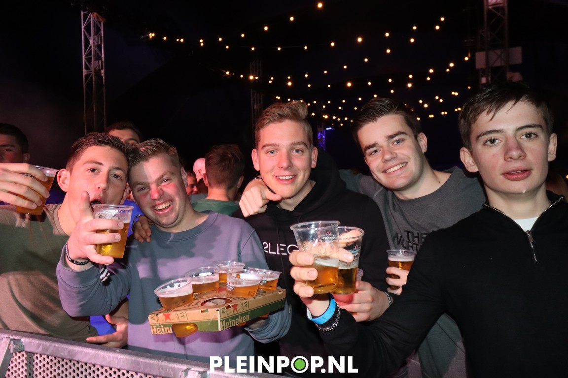 Publiek Zondag  (150)